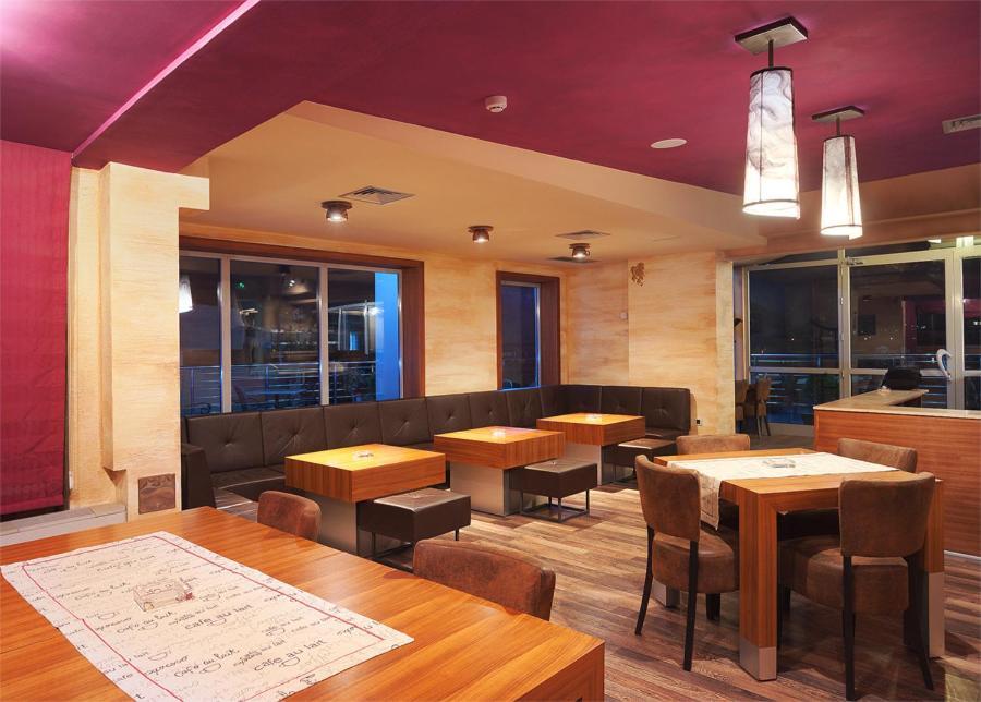 Hotel Turist Kraljevo Nhà hàng bức ảnh