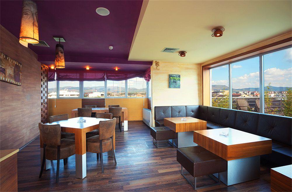 Hotel Turist Kraljevo Ngoại thất bức ảnh