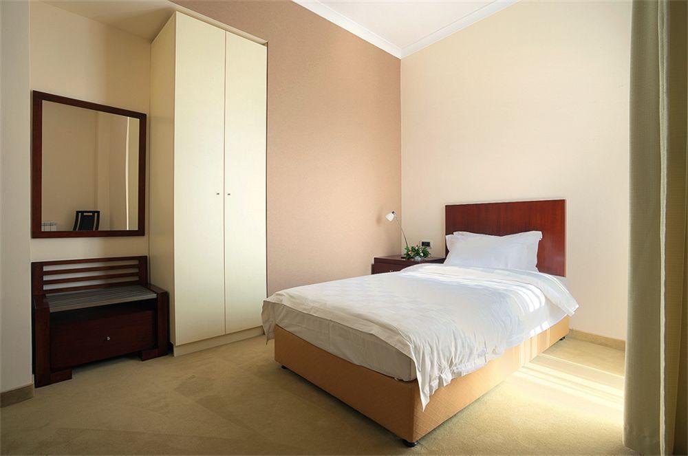 Hotel Turist Kraljevo Phòng bức ảnh