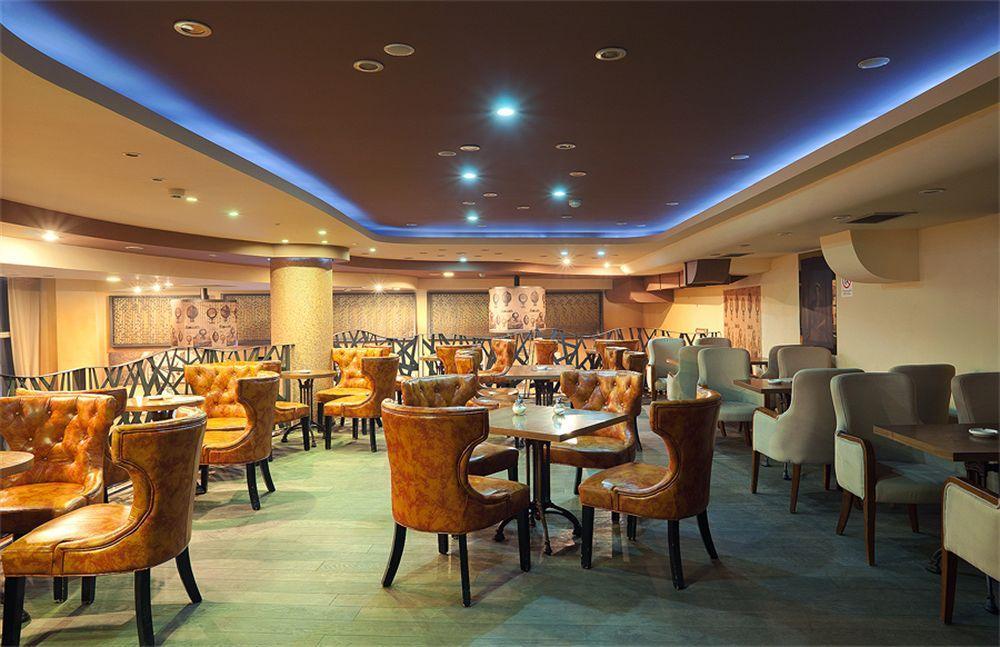Hotel Turist Kraljevo Nhà hàng bức ảnh